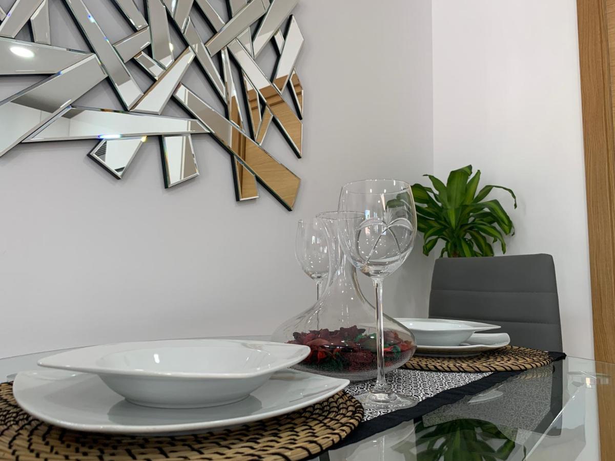 A Estrenar Preciosa Suite-Centrico-Con Jardin Y Porche Τορρεμολίνος Εξωτερικό φωτογραφία