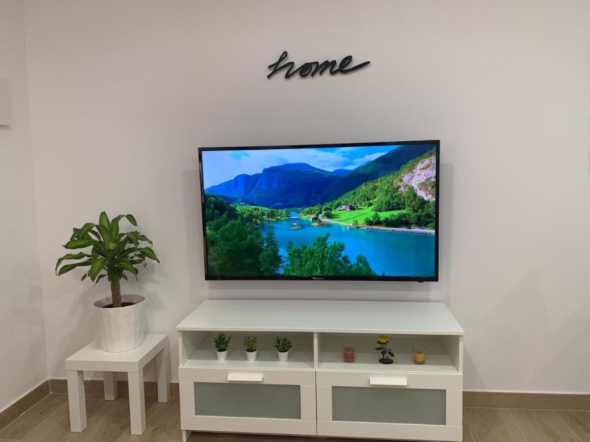 A Estrenar Preciosa Suite-Centrico-Con Jardin Y Porche Τορρεμολίνος Εξωτερικό φωτογραφία